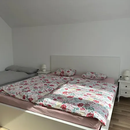 Hébergement de vacances Apartma Rekar - A House, Where Relax In The Embrace Of Nature