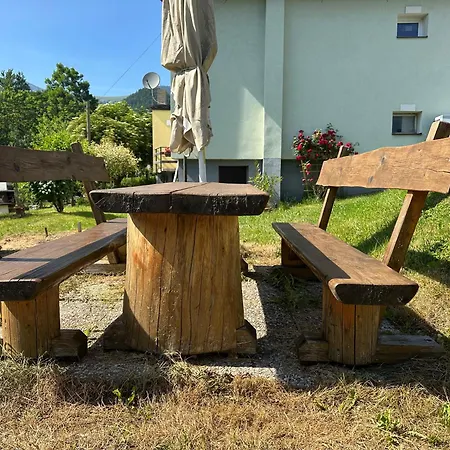 Apartma Rekar - A House, Where Relax In The Embrace Of Nature Hébergement de vacances Jesenice