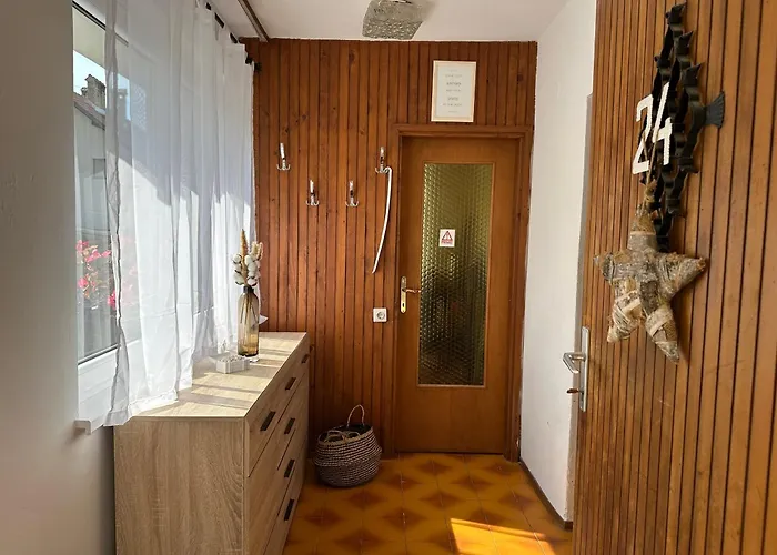 Dom wakacyjny Apartma Rekar - A House, Where Relax In The Embrace Of Nature Jesenice