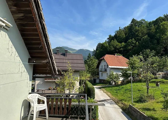 Apartma Rekar - A House, Where Relax In The Embrace Of Nature *