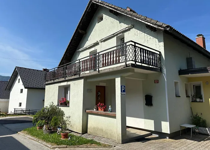 Apartma Rekar - A House, Where Relax In The Embrace Of Nature Dom wakacyjny