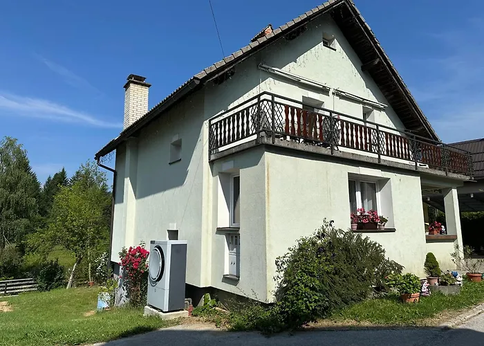 Apartma Rekar - A House, Where Relax In The Embrace Of Nature Dom wakacyjny Jesenice